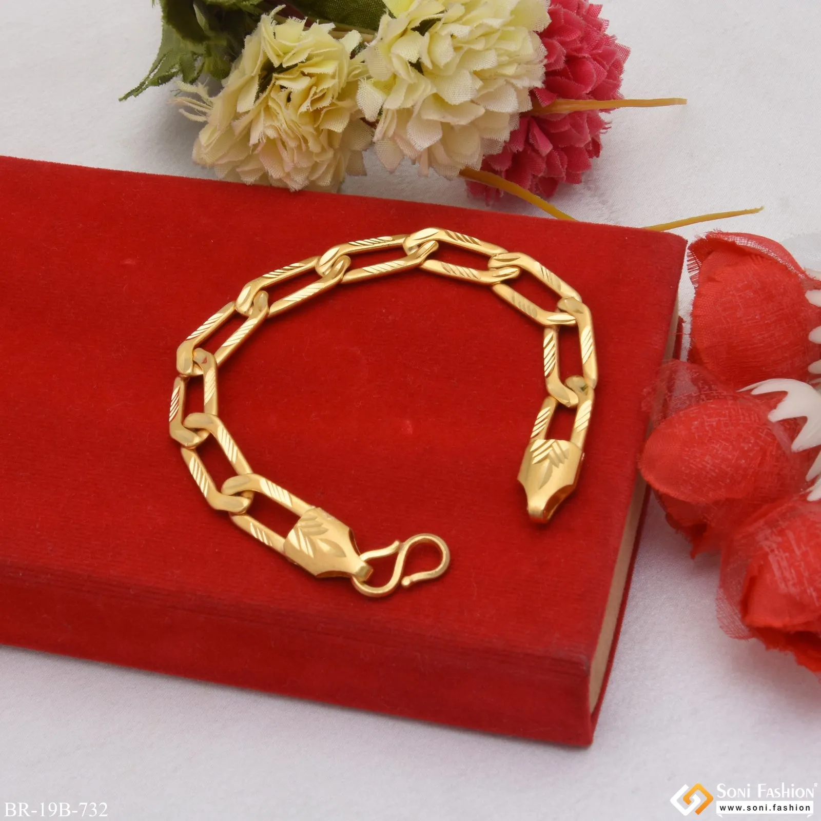 1 Gram Gold - Owal Shape Delicate Design Gold Plated Bracelet for Men - Style B732