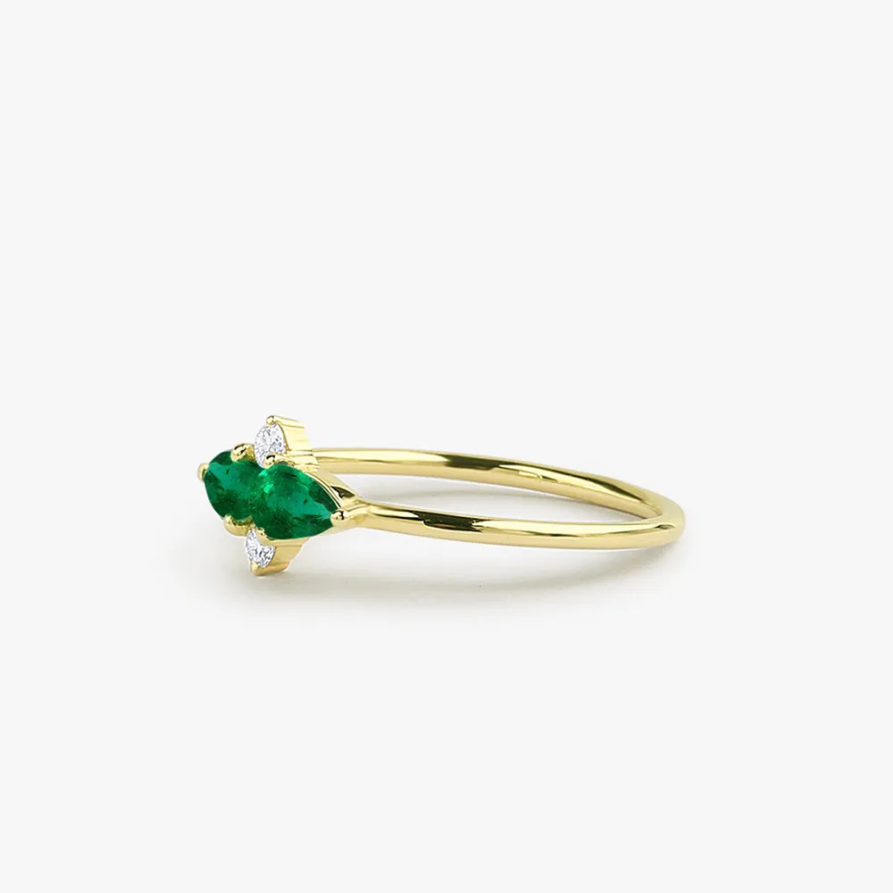 14K Gold Pear Shape Emerald and Diamond Cluster Ring