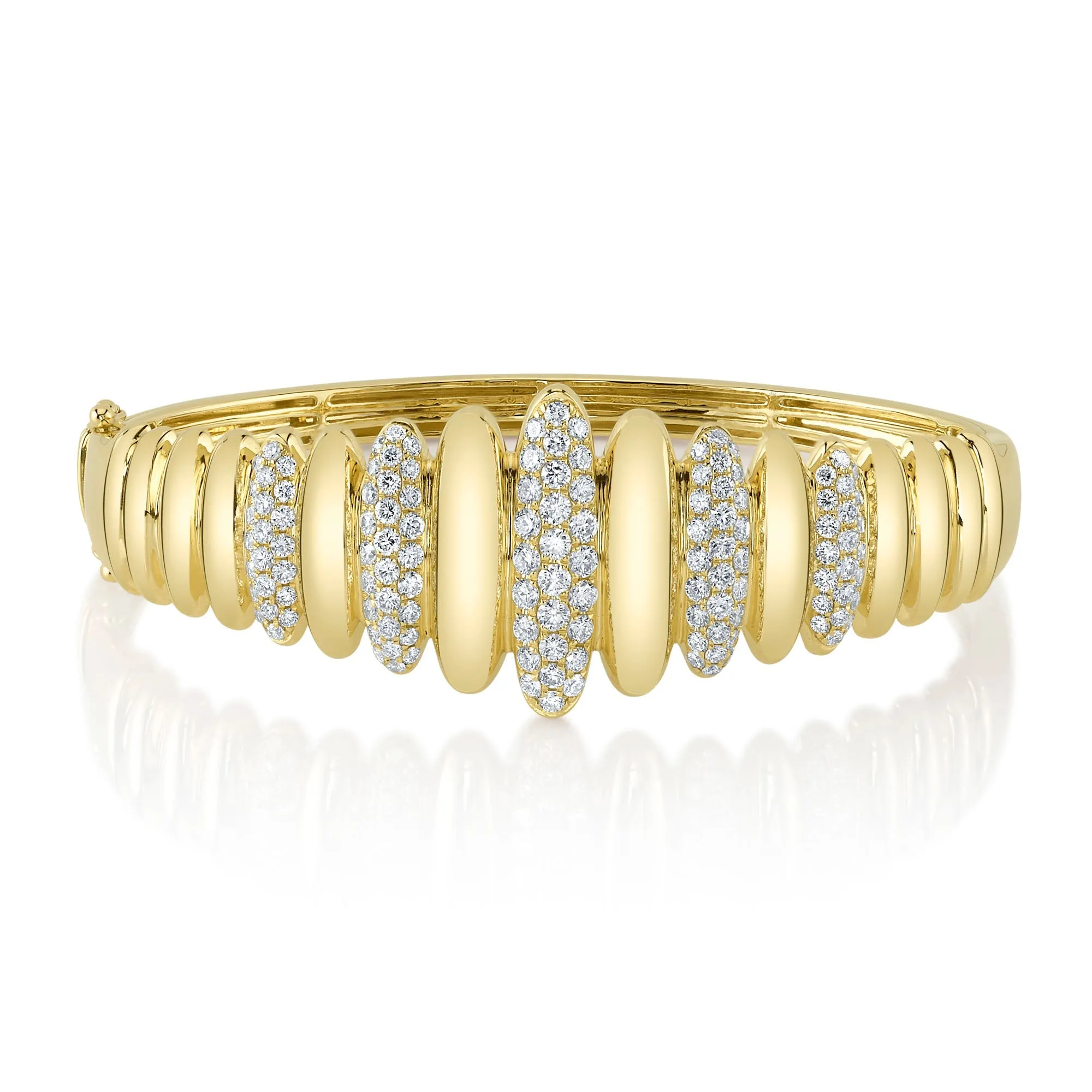 2.19CT 14K Y/G DIAMOND PAVE BANGLE