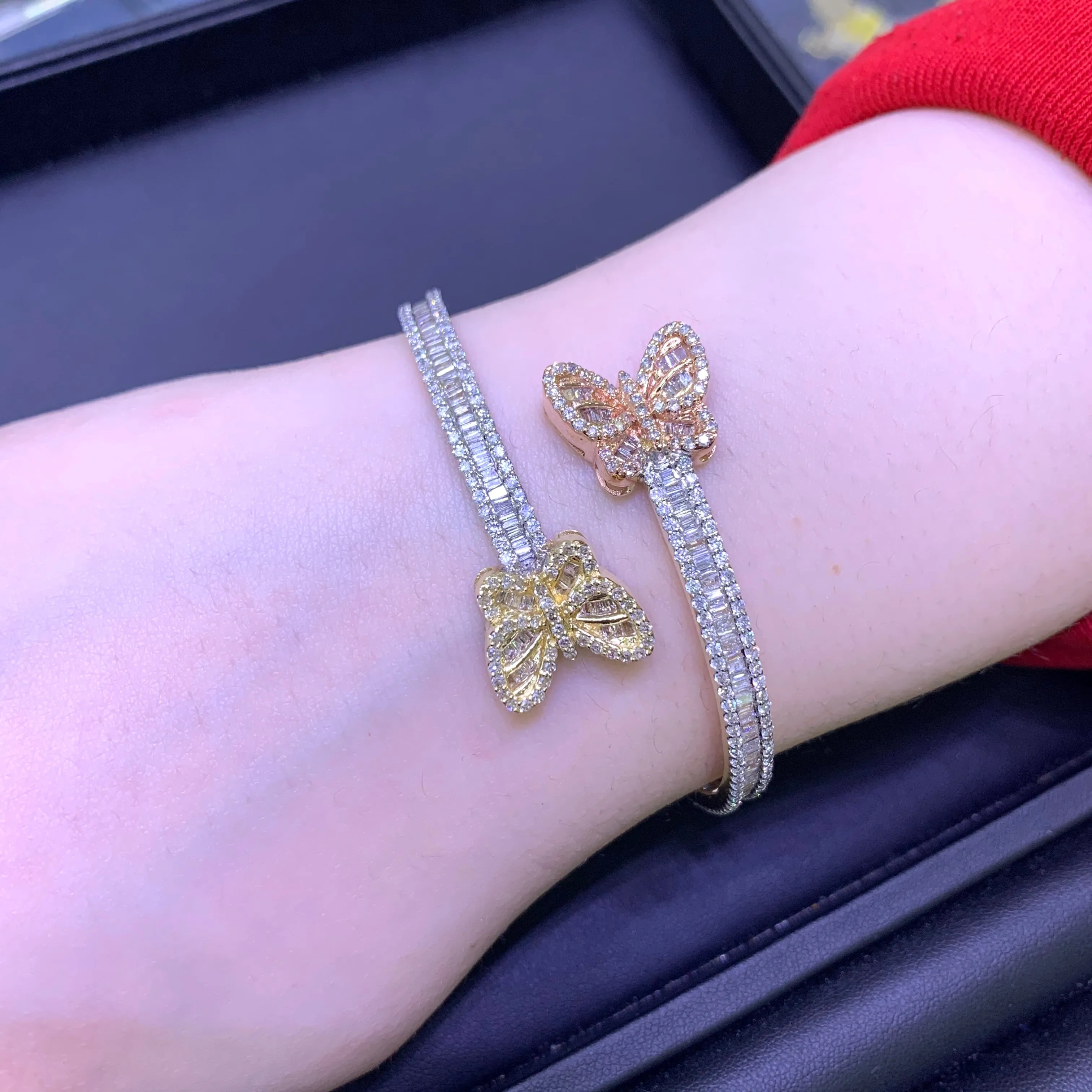 4.15ct Diamond and Gold Twin Butterflies Bangle Bracelet