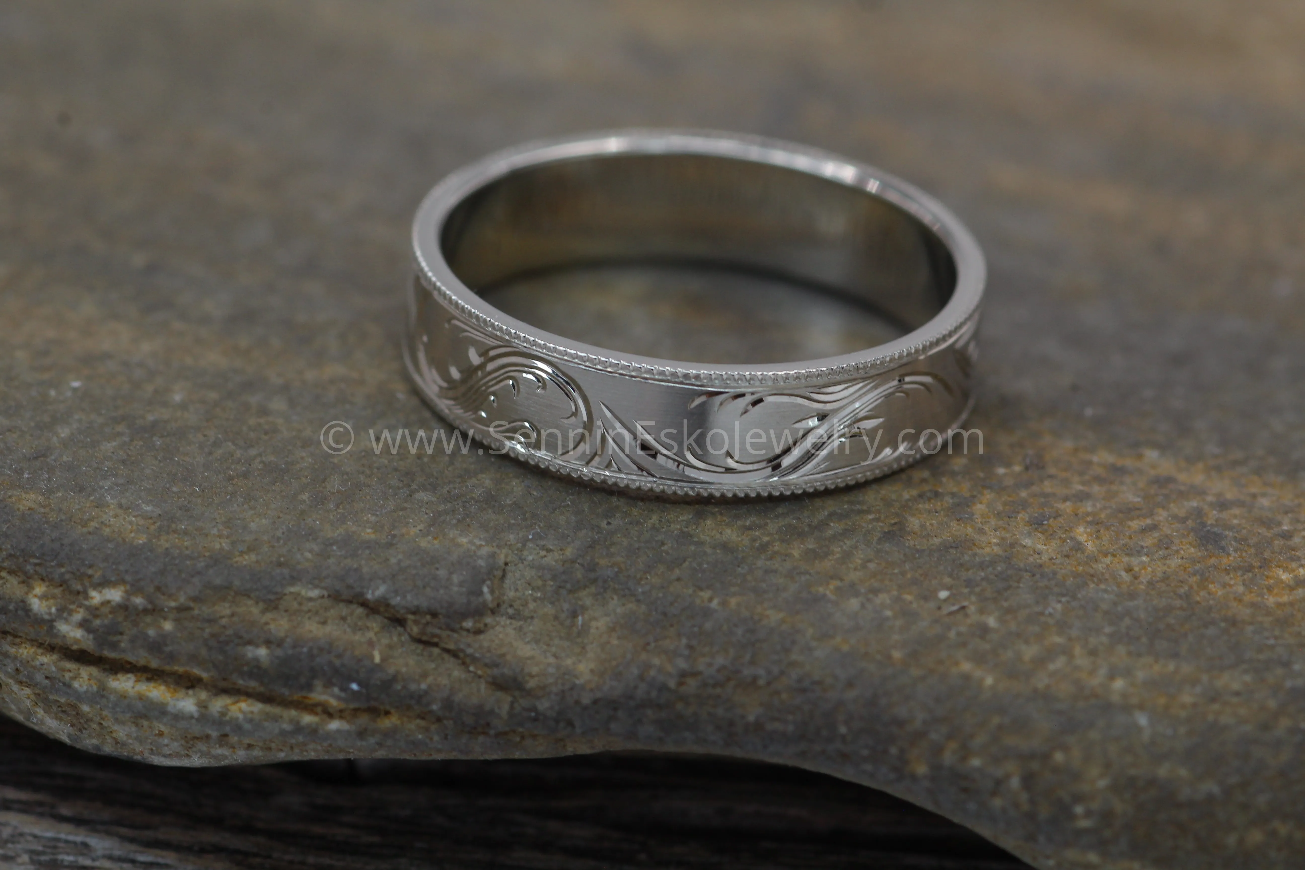 5x1mm Branches and Leaves Variation 2 14kt White Gold Bright Cut Engraved Band