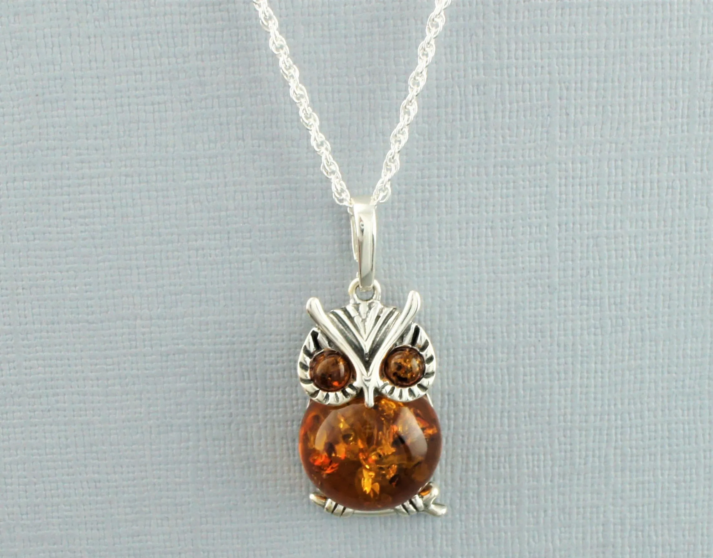 925 Sterling Silver Baltic Amber Owl Pendant Chain Necklace 24"