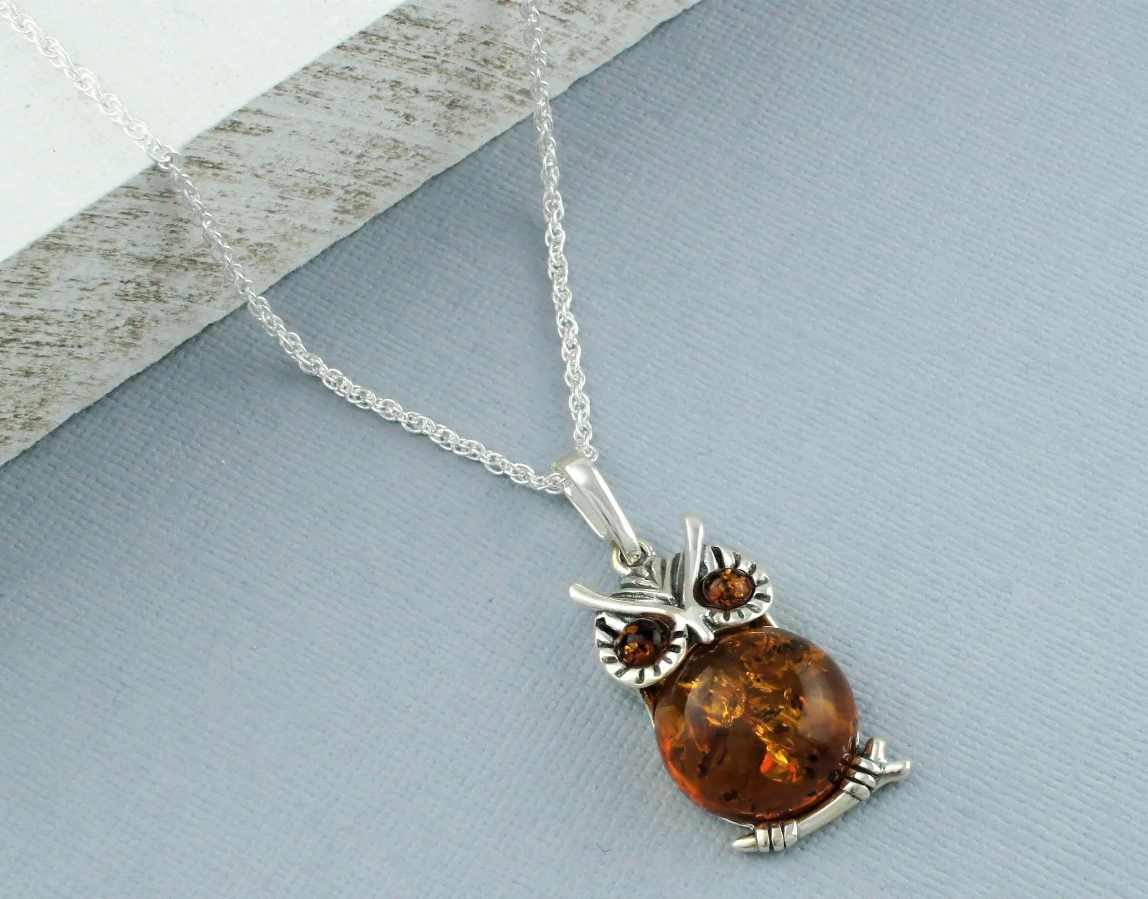 925 Sterling Silver Baltic Amber Owl Pendant Chain Necklace 24"