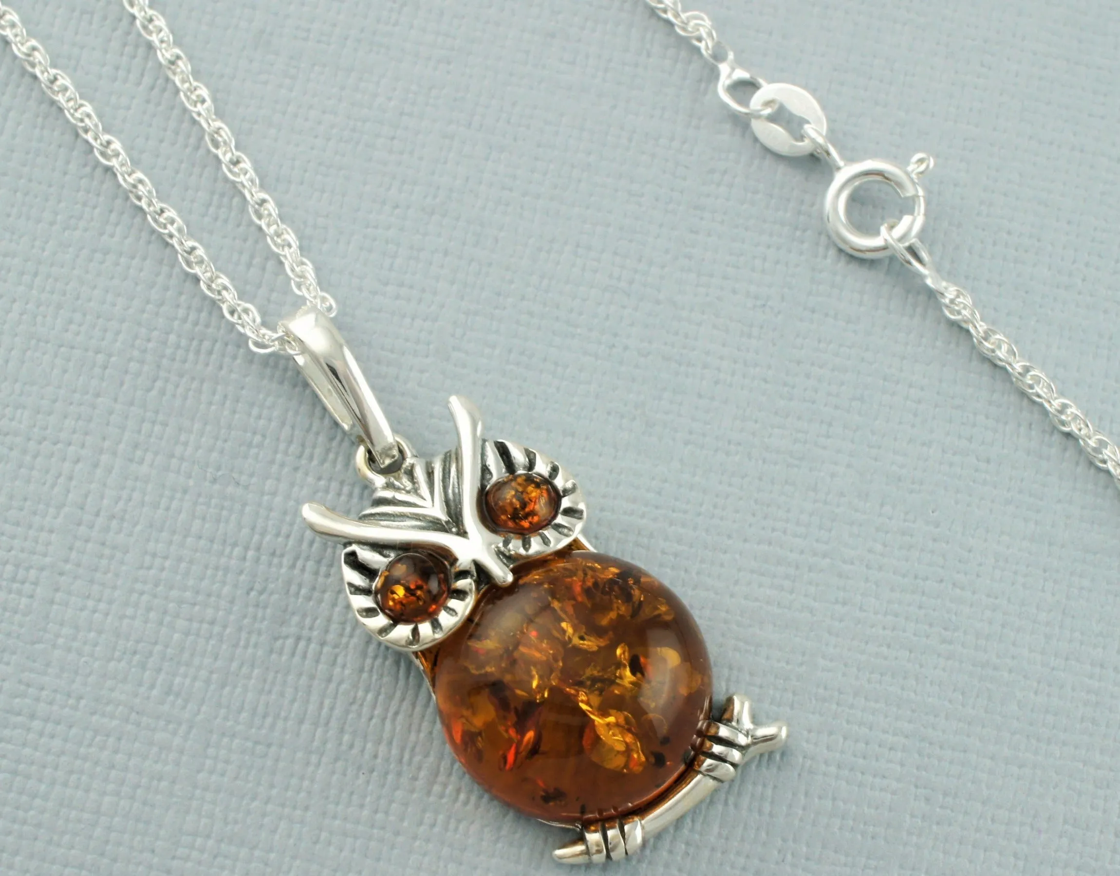 925 Sterling Silver Baltic Amber Owl Pendant Chain Necklace 24"