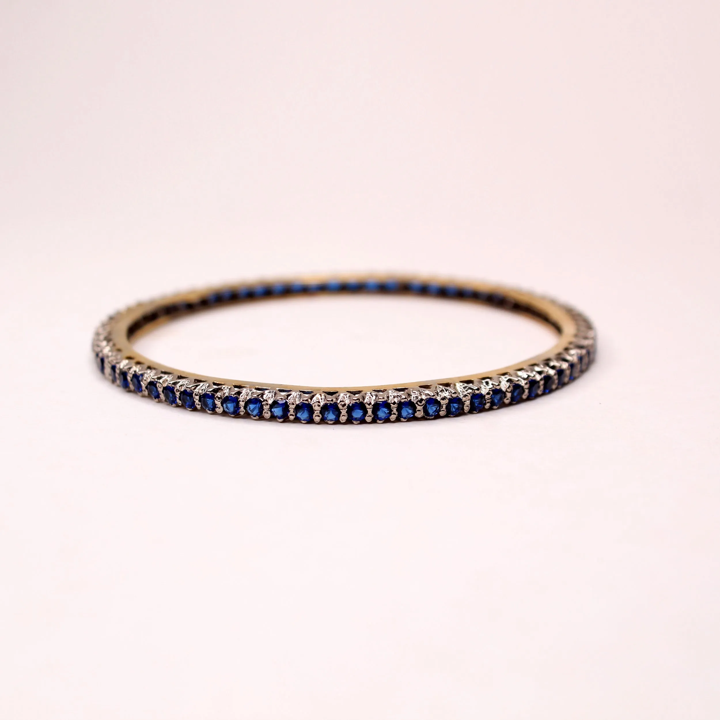 Bangle in Blue Onyx