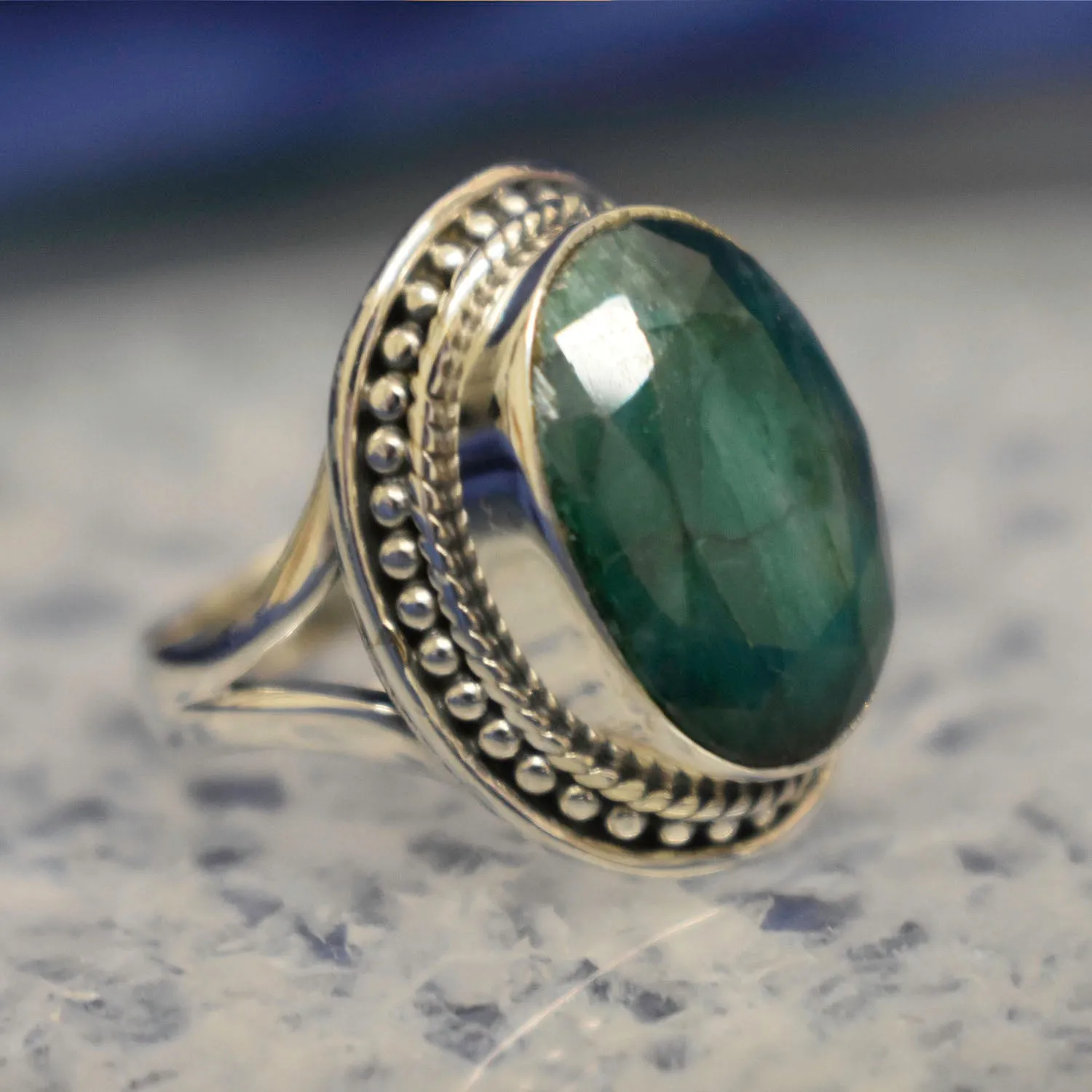 Dotted Emerald Ring (925) Sterling Silver