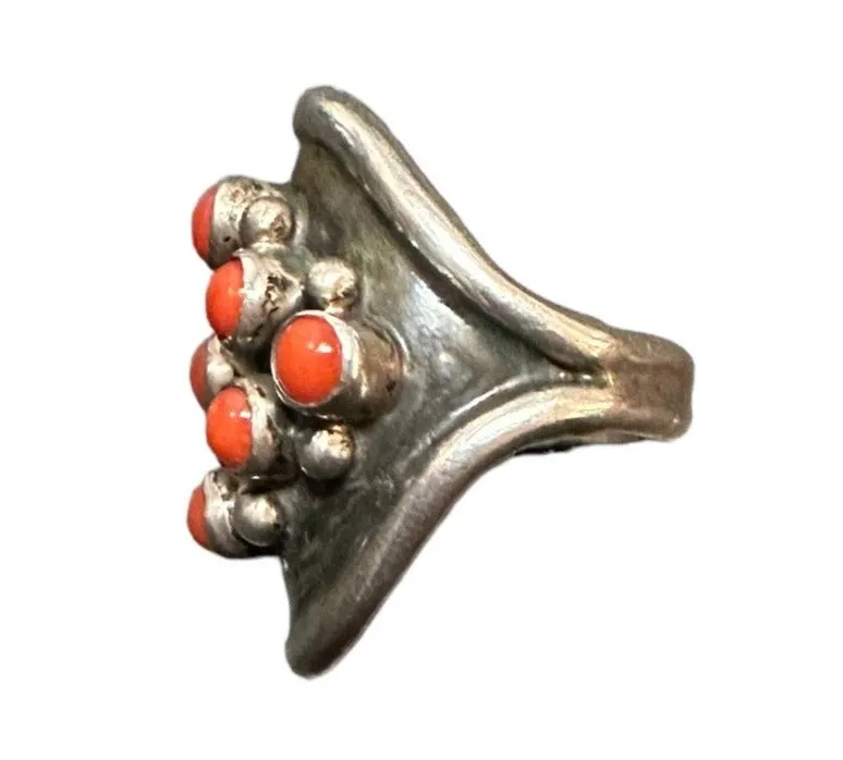 Late 20th Century Coral Cluster Silver Ring