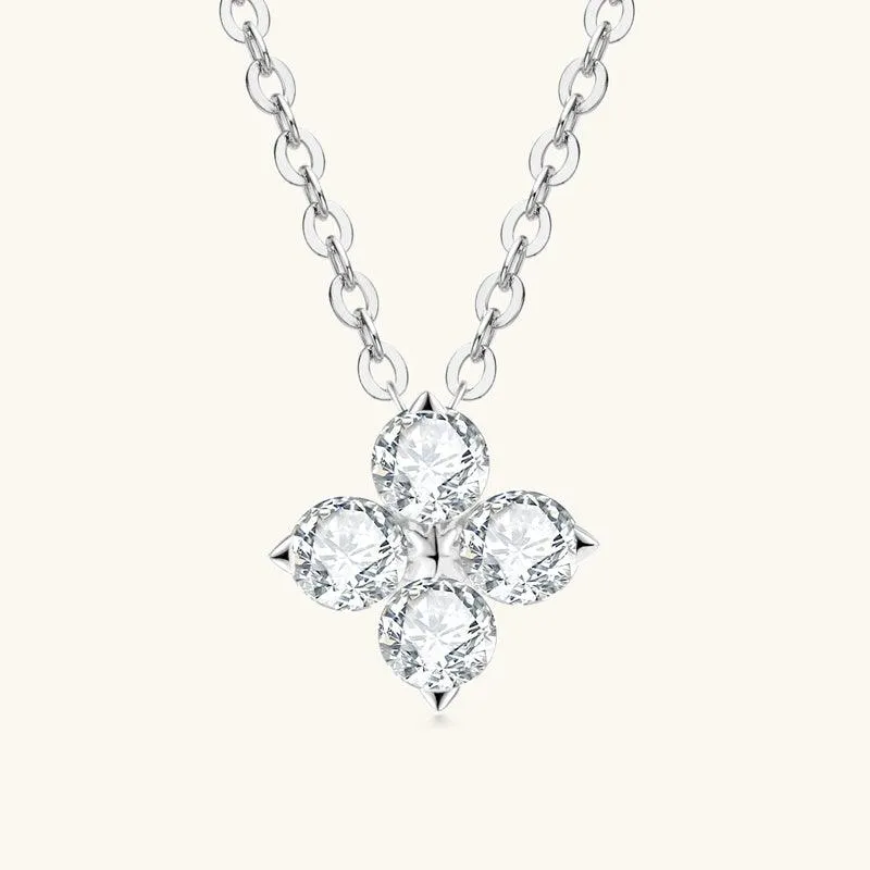 Lucky Four-leaf Clover Premium Moissanite Pendant Necklace