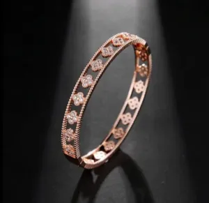 Women's high-grade temperament Bracelet 3A zircon star luxury fashion jewelry X723120